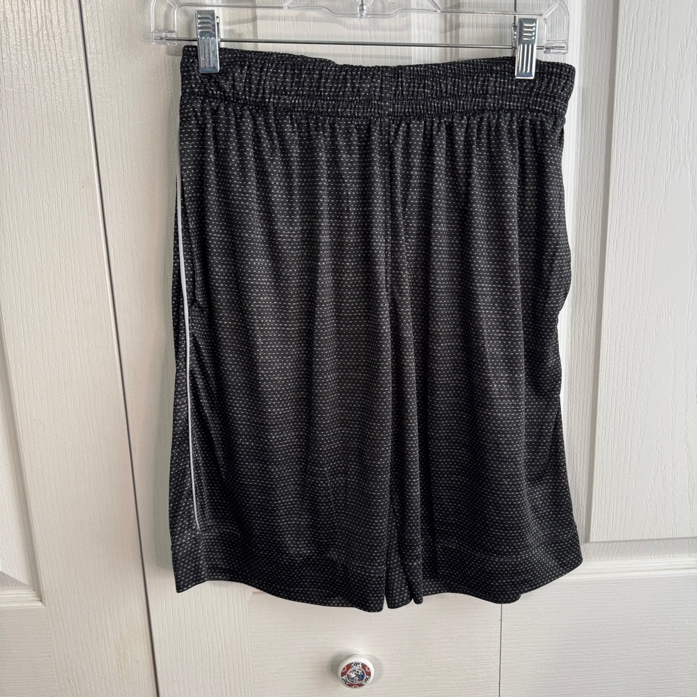 Tec One Black Gray Athletic Basketball‎ Men's Shorts Size Medium Workout Gym